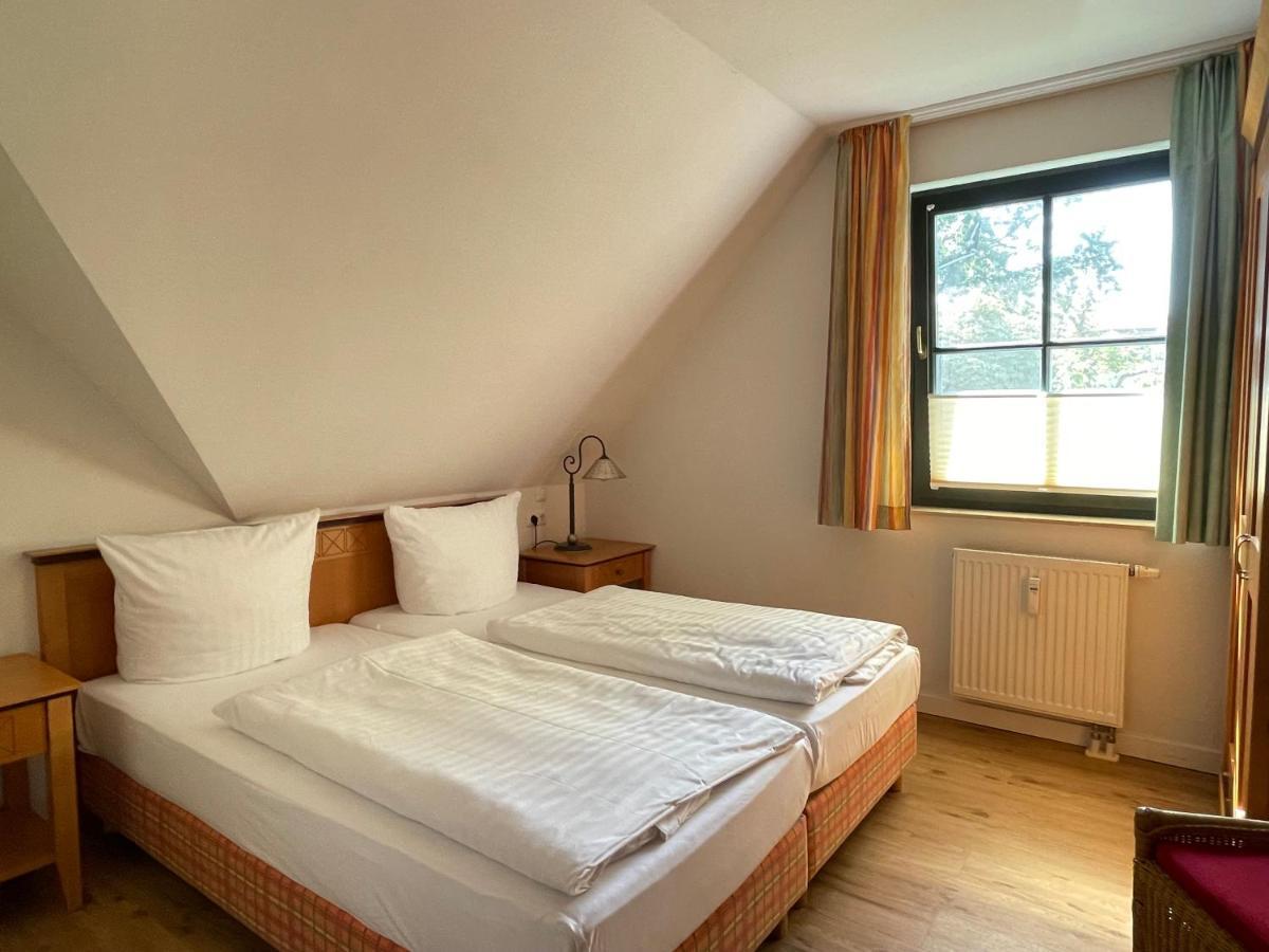 Moby Dick Hotel & Ferienwohnungen Вустров Екстер'єр фото