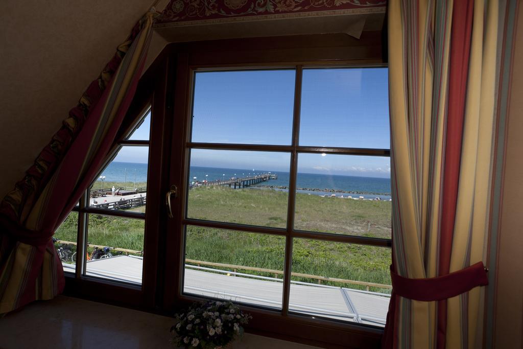 Moby Dick Hotel & Ferienwohnungen Вустров Екстер'єр фото